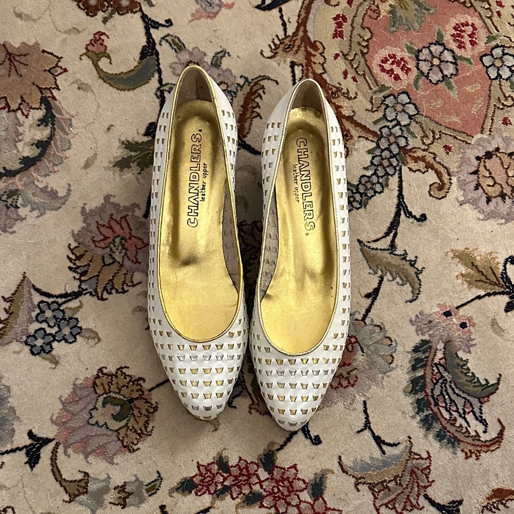 Vintage, Upper Leather White Flats with Small Wedge